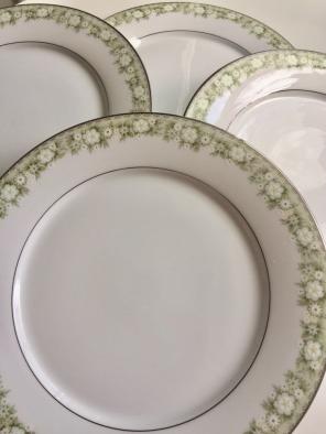 Noritake's 'Princeton' Dinner Plate