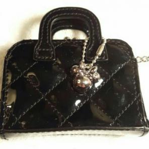 Disney - Minnie Black Change Purse Charm