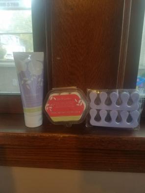 Mary Kay Into the Garden pedicure set