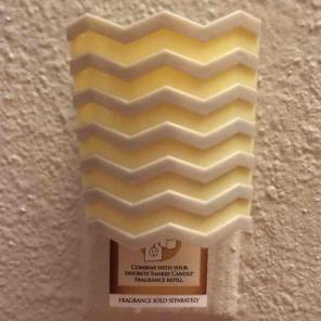 Yankee Candle Scent Plug Yellow Chevron