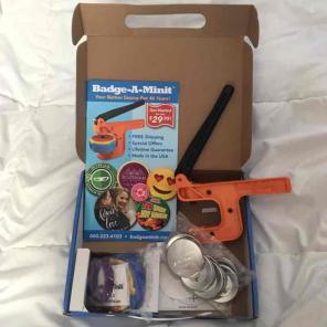 Badge-A-Minit 2 1/4" Starter Kit