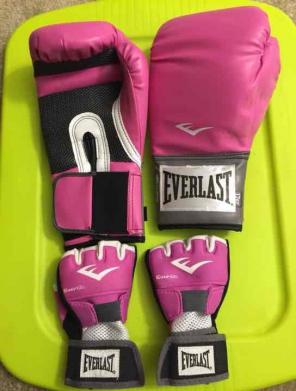 Everlast boxing gloves
