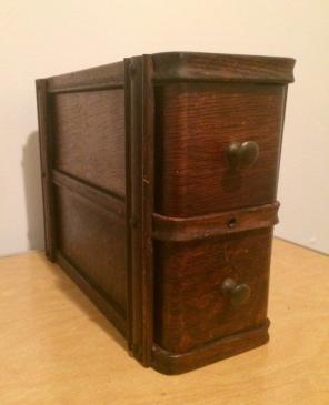 Singer Antique 2 Drawer Set