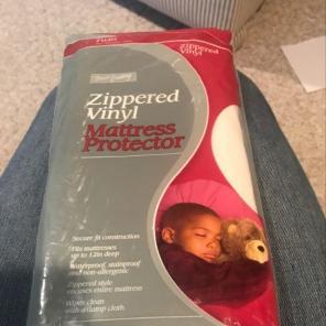 Zippered Vinyl Mattress Protector