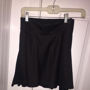 black skirt!