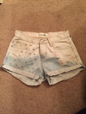 Cute light washed shorts