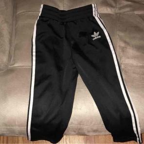 Kids pants size 3-4 years