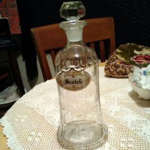 Vintage Scotch Decanter & Porcelain Tag