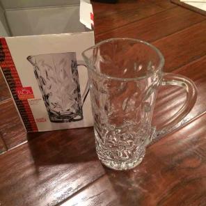 BEAUTIFUL Crystal pitcher