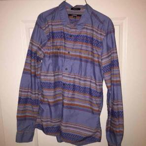 Slim fit button-up