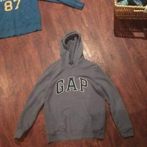 Mens GAP Hoodie Size (SM)