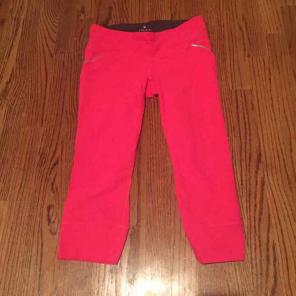 ATHLETA relay Capri