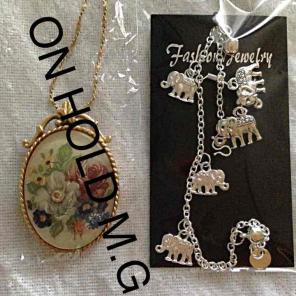 VINTAGE LARGE CAMEO BUNDLE GOLD PL
