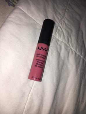 Lip cream