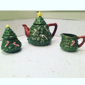 Vintage Majolica Christmas Tree Tea Set