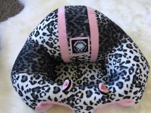 LEOPARD PINK HUGABOO EUC