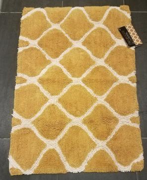 NWT Morocco Gold Bath Rug 20"LX30"W $25