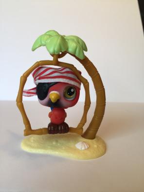LPS #331 Pirate Parrot