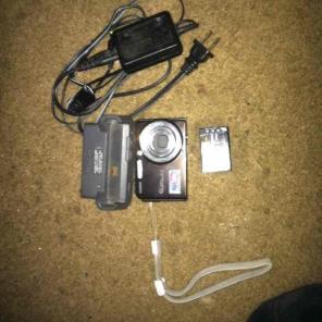 Casio Exilim EX-S880 Digital Camera