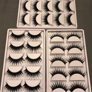 30 Eyelashes