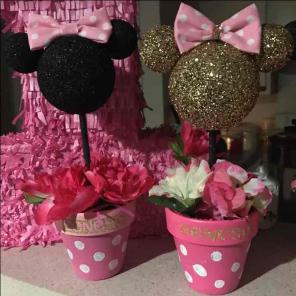 Minnie Mouse center piece for bday