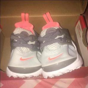 Nike little presto