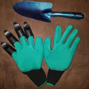 Garden Genie Gloves W/Claws