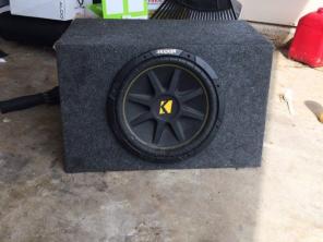 12 Kicker Speaker W/Box