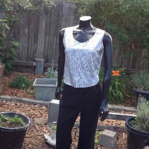 Snake skin tank top size L