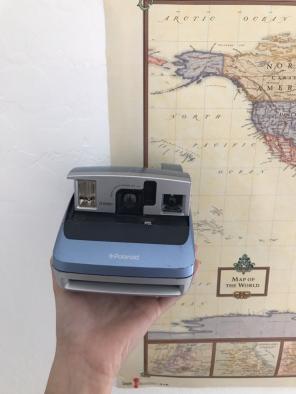 Vintage Polaroid One600 Camera
