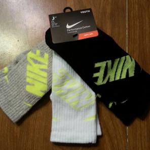 3 pairs new nike crew socks 5-7Y