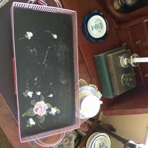 Vintage tray with Tole painted flowers