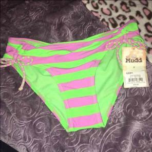 NWT Brand New Mudd Bikini Bottoms Small