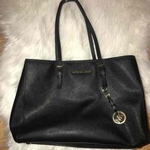 Authentic Michael Kors purse
