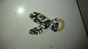 Damask wooden teether