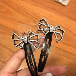 Hair clips