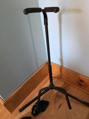 Guitar Stand