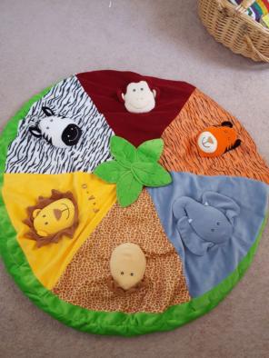 FAO Schwarz Jungle Safari baby play mat