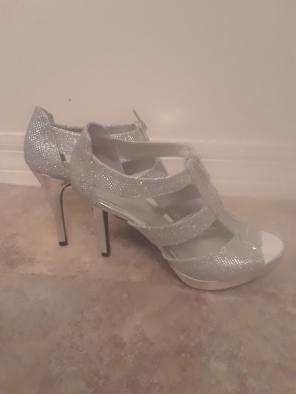 Sparkly prom shoes size 7