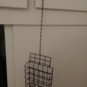 Hanging bird feeder