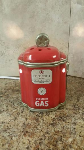 New Retro Gas Pump Warmer & Scented Wax