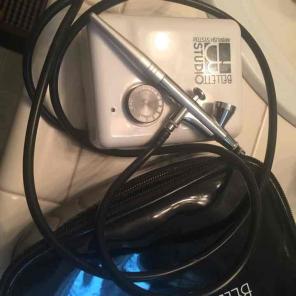 Airbrush makeup kit