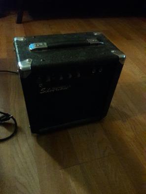 Silvertone amp