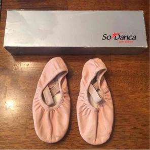 So Danca Ballerina Slippers-Size 9