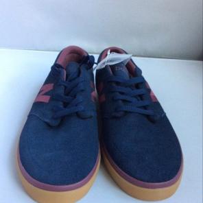 Men's New Balance Sneakers 11 NEW