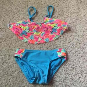 Girls swimsuit Size 4-5
