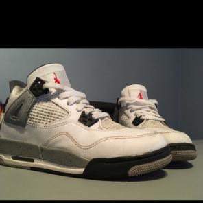 Kids Jordan retro 4's