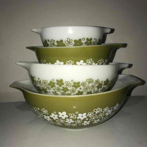 Pyrex spring blossom mixing bowls