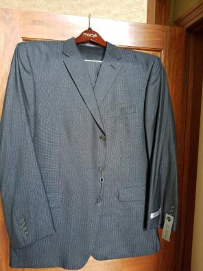 Men's suit size 48R