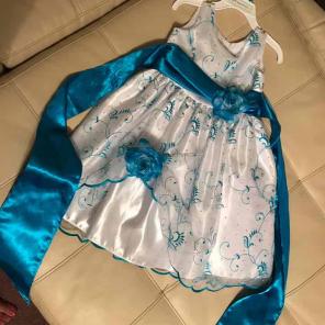 Size 2 toddler teal boutique dress